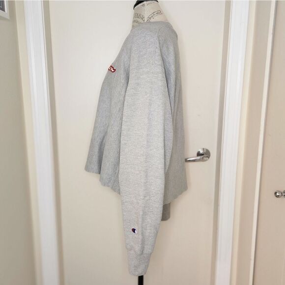 Vintage Champion Crop Sweatshirt - Picture 2 of 10